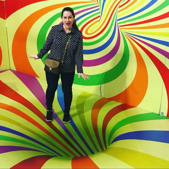 Meet your Posher, Rebecca - Picture 5 of 5